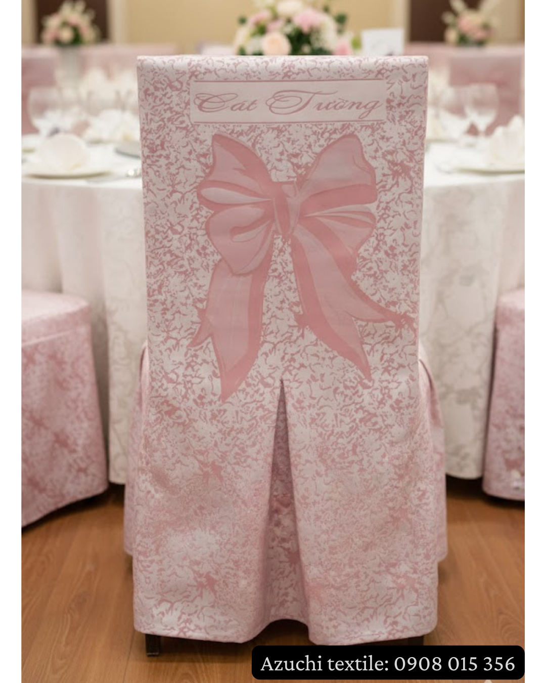 Áo Ghế Dệt Logo Cho Nhà Hàng Tiệc Cưới